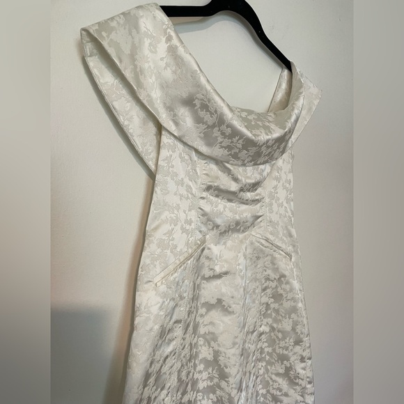 BHLDN White Mini floral Dress Bridal - Picture 5 of 13